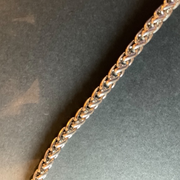 Silver chain - Picture 2 of 5